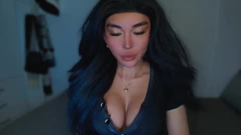 Snapshot of transnextdoor_ chatting on March 7, 2025, 1:53 am ALMIGHTY GODDESS VALENTINA online show from March 7, 2025, 1:53 am