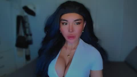 Snapshot of transnextdoor_ chatting on March 7, 2025, 8:02 am ALMIGHTY GODDESS VALENTINA online show from March 7, 2025, 8:02 am