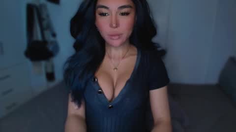 Snapshot of transnextdoor_ chatting on March 11, 2025, 12:00 am ALMIGHTY GODDESS VALENTINA online show from March 11, 2025, 12:00 am