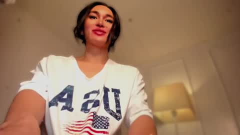 Snapshot of transnextdoor_ chatting on September 19, 2025, 10:38 am ALMIGHTY GODDESS VALENTINA online show from September 19, 2025, 10:38 am