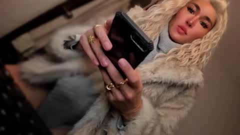 ALMIGHTY GODDESS VALENTINA online show from November 19, 2025, 11:16 pm