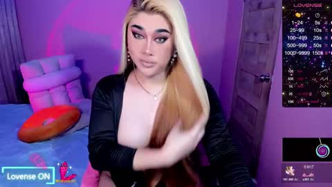 BELLA online show from March 10, 2025, 11:32 am