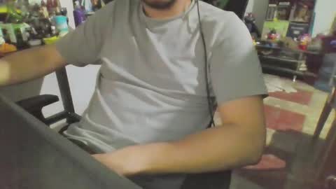 traveler_92 online show from December 18, 2025, 11:55 pm