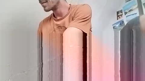 Snapshot of traveler_of_pleasure chatting on February 5, 2025, 9:46 am traveler_of_pleasure online show from February 5, 2025, 9:46 am