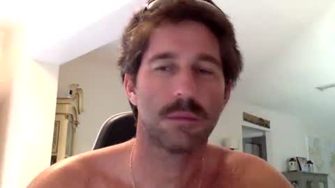 TravisKenn online show from September 23, 2025, 11:57 am