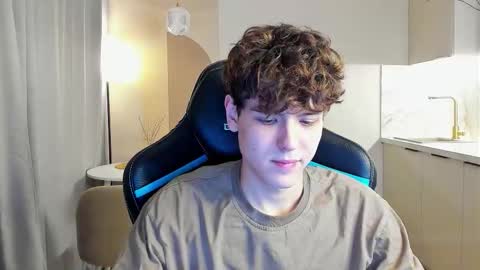 Snapshot of travisrivas chatting on October 3, 2025, 2:08 am travisrivas online show from October 3, 2025, 2:08 am