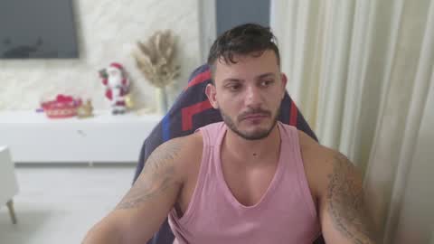 Snapshot of travissholden chatting on December 4, 2024, 5:27 am TRAVISS HOLDEN online show from December 4, 2024, 5:27 am