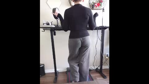 treadmillprincess online show from April 25, 2026, 7:55 pm