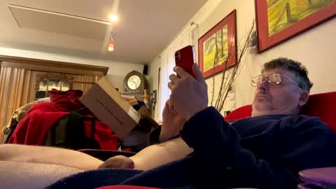 trebgeis1 online show from March 1, 2025, 6:13 am