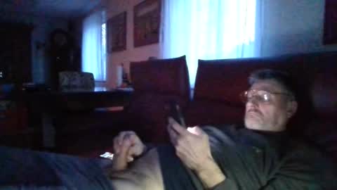 trebgeis1 online show from February 9, 2026, 4:44 pm