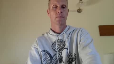 Snapshot of trebo00788 chatting on October 12, 2025, 7:07 am trebo00788 online show from October 12, 2025, 7:07 am