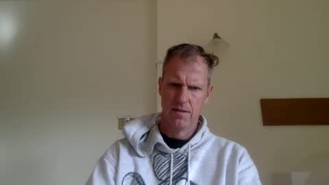 Snapshot of trebo00788 chatting on October 27, 2025, 9:24 am trebo00788 online show from October 27, 2025, 9:24 am