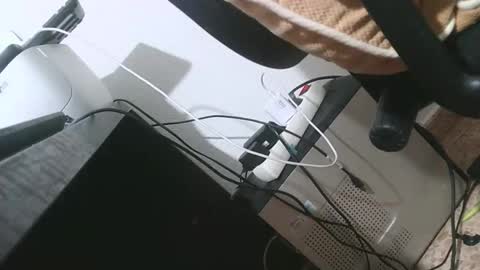 treki1979 online show from April 18, 2026, 7:01 am