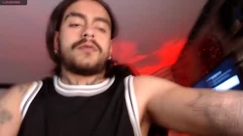 Snapshot of trevor_hilton_ chatting on December 30, 2024, 2:20 am trevor online show from December 30, 2024, 2:20 am