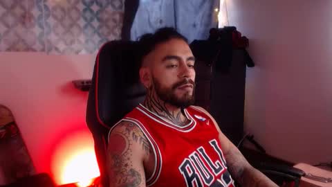 Snapshot of trevor_hilton_ chatting on October 23, 2025, 7:23 pm trevor online show from October 23, 2025, 7:23 pm