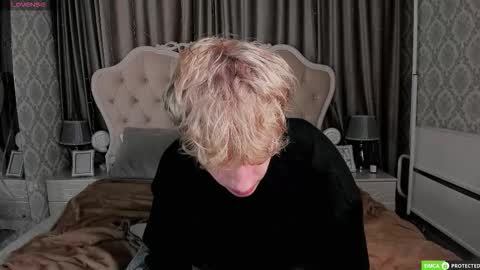 TrevorBenson online show from October 8, 2025, 3:04 am