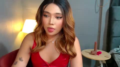trexie_fucks15 online show from November 14, 2025, 3:55 pm