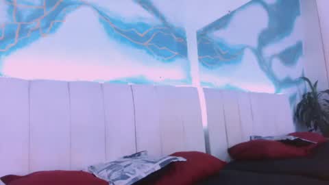 Snapshot of triana_crimson chatting on September 23, 2025, 9:51 pm triana_crimson online show from September 23, 2025, 9:51 pm