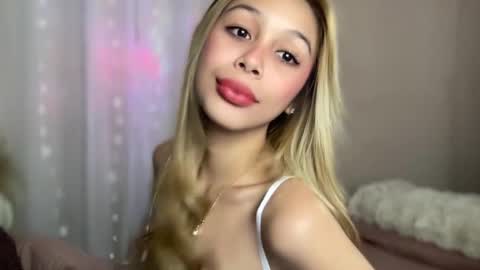 Triana online show from February 9, 2025, 2:18 pm