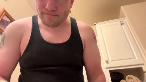 Snapshot of trickydick6 chatting on April 17, 2026, 5:05 pm trickydick6 online show from April 17, 2026, 5:05 pm