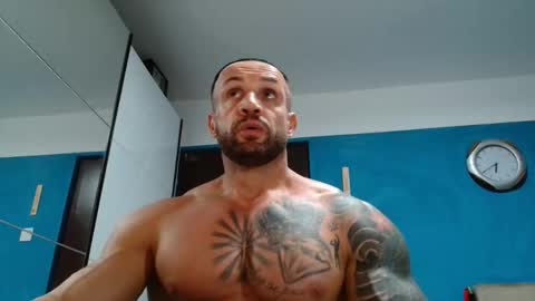 tridentmuscles online show from October 5, 2025, 3:43 pm