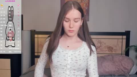 Snapshot of trinahillier chatting on March 27, 2026, 7:35 pm Bubbles online show from March 27, 2026, 7:35 pm
