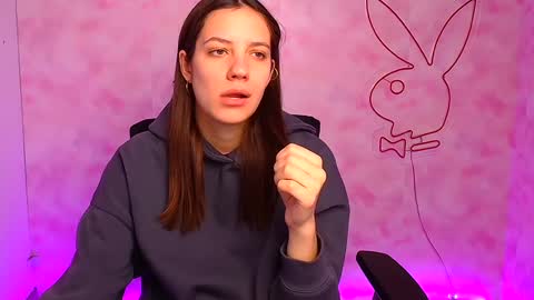 Snapshot of triniti_love chatting on December 5, 2024, 7:16 am Trinity online show from December 5, 2024, 7:16 am