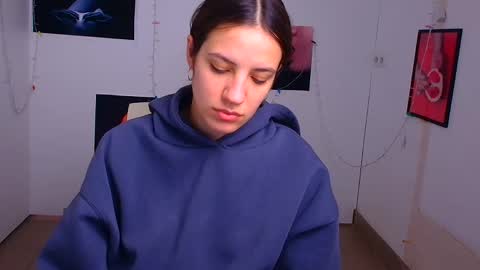 Snapshot of triniti_love chatting on December 22, 2024, 10:06 am Trinity online show from December 22, 2024, 10:06 am