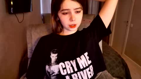 tripleprinces online show from January 16, 2026, 6:50 am