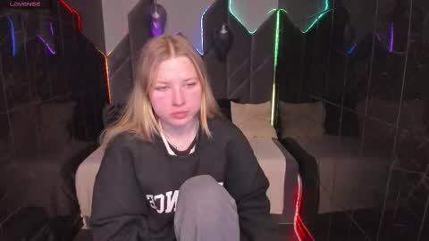 Tasya online show from October 23, 2025, 6:34 am