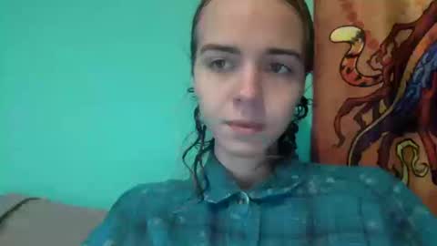 trippybb222 online show from October 12, 2025, 6:40 pm