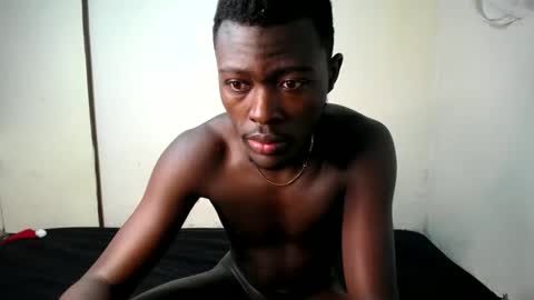 Snapshot of trisboo5 chatting on December 11, 2024, 3:45 am Trisboo5 online show from December 11, 2024, 3:45 am