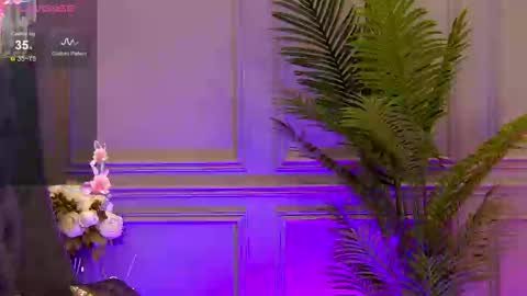 trisha_winslet online show from February 21, 2025, 8:07 am