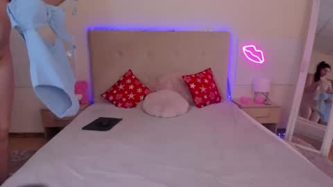 Mia online show from January 10, 2026, 6:37 am