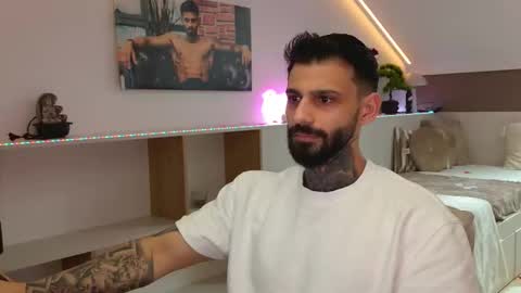 Snapshot of tristangreyaura chatting on February 15, 2026, 7:05 am Trystan Grey online show from February 15, 2026, 7:05 am