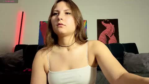 Snapshot of trixibell chatting on July 2, 2026, 7:03 am trixibell online show from July 2, 2026, 7:03 am
