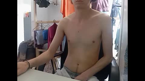 Snapshot of tronco_alegre chatting on January 3, 2025, 4:16 pm tronco_alegre online show from January 3, 2025, 4:16 pm