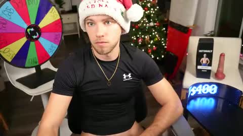 Snapshot of troy_greenxo chatting on December 23, 2024, 3:18 am Troy Green online show from December 23, 2024, 3:18 am