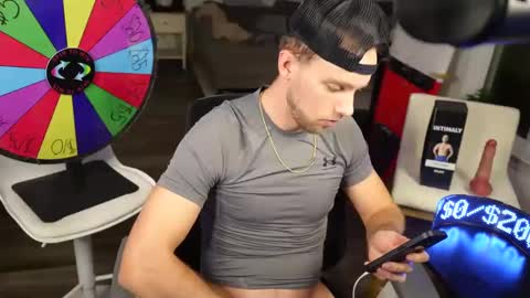 Snapshot of troy_greenxo chatting on January 27, 2025, 3:58 am Troy Green online show from January 27, 2025, 3:58 am