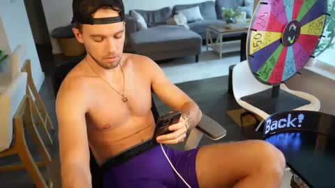 Snapshot of troy_greenxo chatting on September 15, 2025, 8:53 pm Troy Green online show from September 15, 2025, 8:53 pm