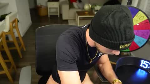 Snapshot of troy_greenxo chatting on April 2, 2026, 3:15 am Troy Green online show from April 2, 2026, 3:15 am