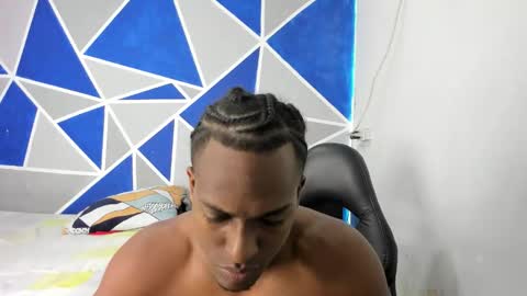 troy_stonee online show from February 1, 2026, 12:26 pm