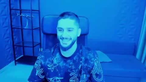 Snapshot of troywade chatting on July 13, 2026, 4:48 am TroyWade online show from July 13, 2026, 4:48 am