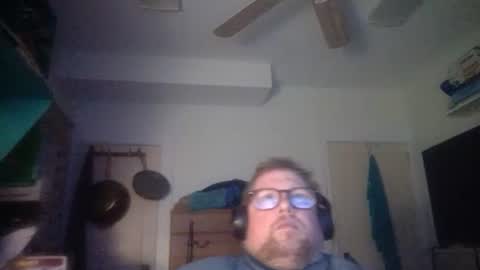 HandicappedLaugher online show from October 18, 2025, 6:37 am