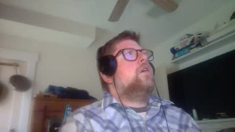 Snapshot of true_manofworth chatting on November 10, 2025, 7:02 pm HandicappedLaugher online show from November 10, 2025, 7:02 pm