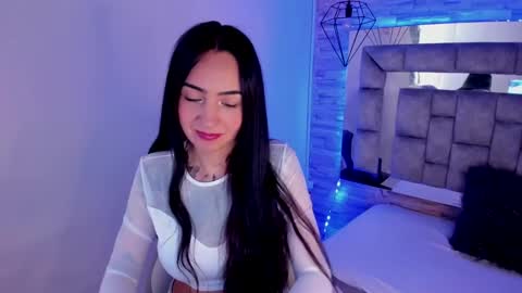   online show from December 9, 2024, 3:22 pm