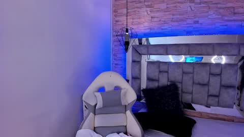   online show from December 11, 2024, 11:51 am