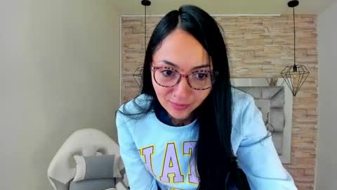   online show from January 30, 2025, 12:27 pm
