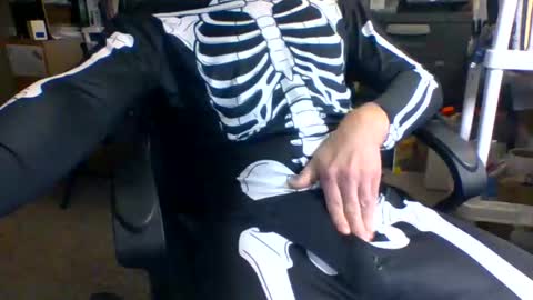 Snapshot of truk1976 chatting on January 6, 2025, 1:52 pm truk1976 online show from January 6, 2025, 1:52 pm