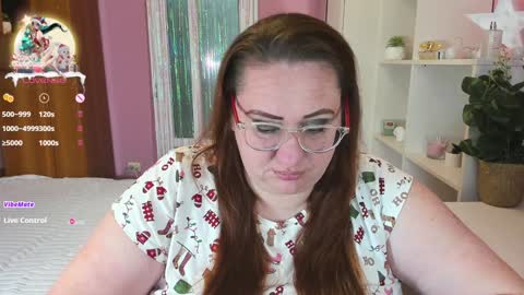 Adelle online show from December 25, 2024, 10:17 am